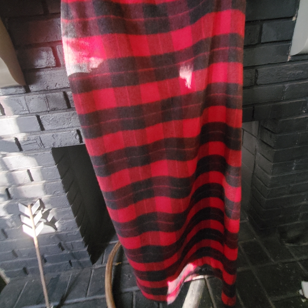 Wool Floor skirt